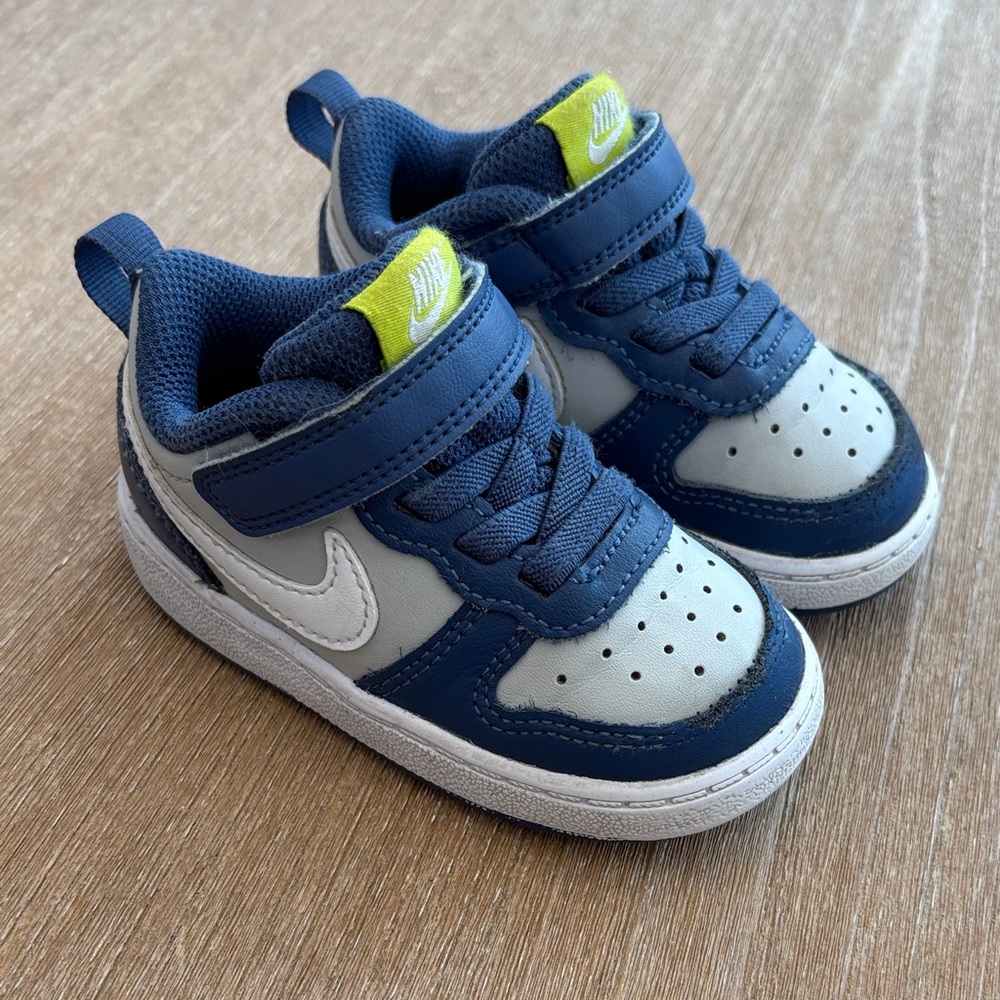 Nike Court Borough Kids 5C - Navy and White Sneakers with Lime Accents